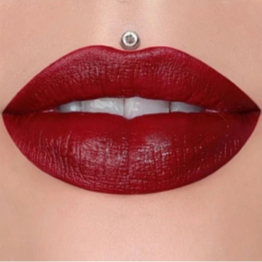 💜 Cut Throat Love- velour liquid lipstick - Jeffree Star